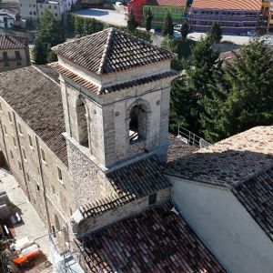 abbazia esterno